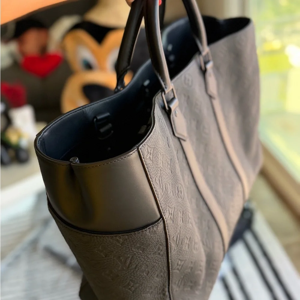 Louis Vuitton Black Embossed Leather Briefcase Tote